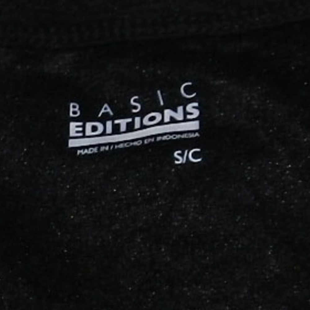 Basic Editions Women S Black LS Roses Pattern Top - Picture 7 of 10